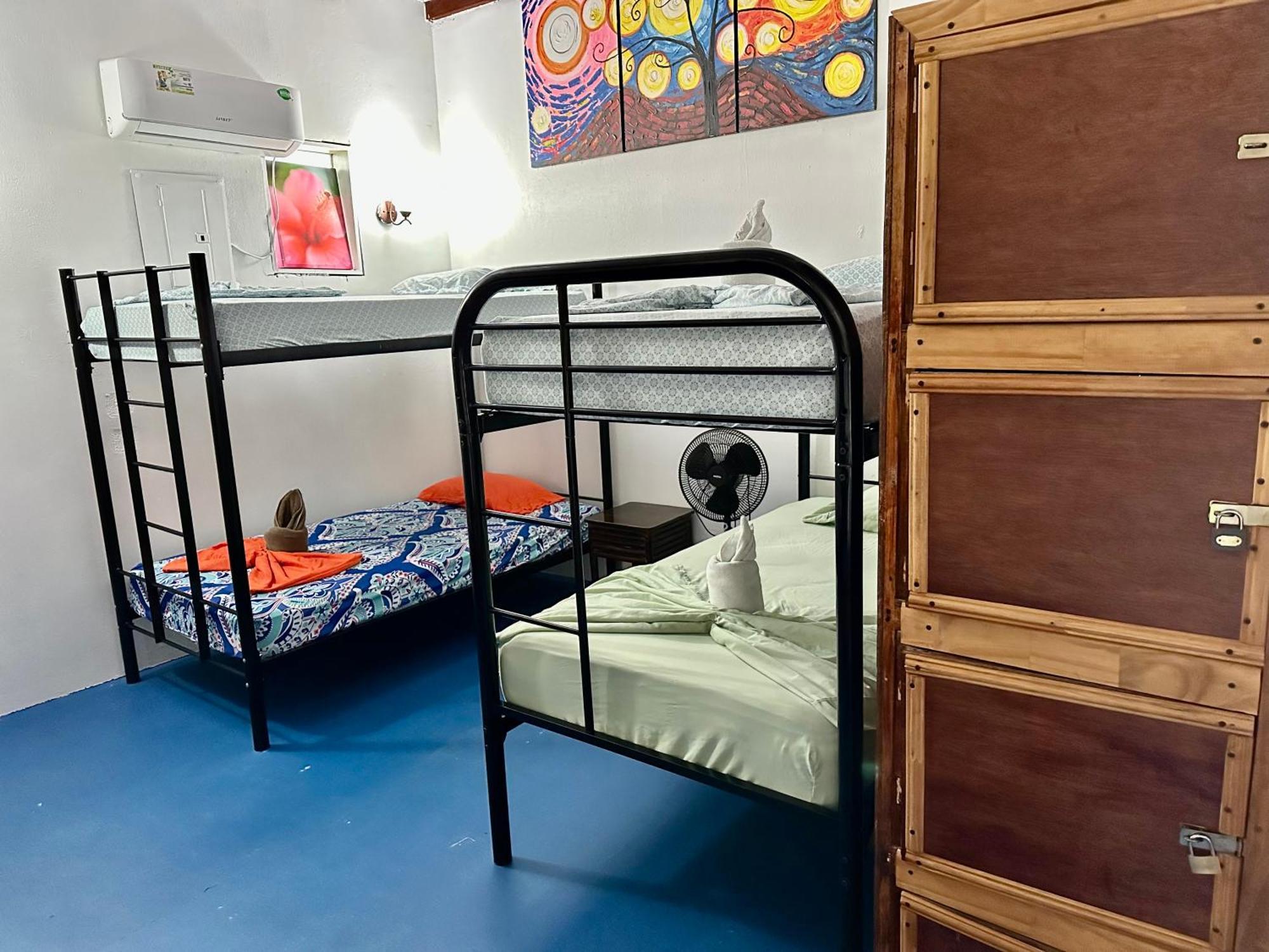 Luminosa Uvita Hostel Bagian luar foto